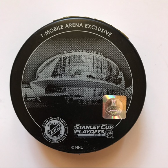 Western Conference Final Official Hockey Puck 2018 Game 4 Vegas Golden Knights - Picture 3 of 4